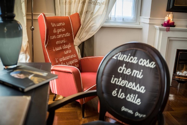 Victoria Hotel Letterario image 1
